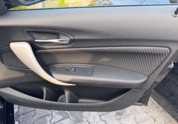 BMW Seria 1 F20-F21 2015 BMW Seria 1 bezwypadek1wlascicielserwis asoorg lakierz Niemiecjak nowe, zdjęcie 16