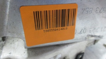 MERCEDES W221 A2217202835 ZÁMEK DVEŘE PRAVÝ PŘEDNÍ