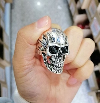 Стальной браслет Ведьмака в стиле Геральта из Ривии.