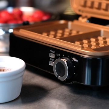 ВАФЕЛЬНИЦА 2 БОЛЬШИЕ ВАФЛИ КОНТРОЛЬ ТЕМПЕРАТУРЫ АНТИПРИГАРНЫЕ ПЛАСТИНЫ 2000 ВТ