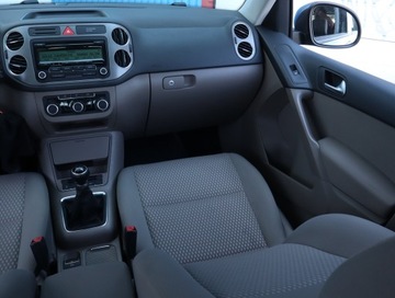 Volkswagen Tiguan I SUV 1.4 TSI 150KM 2010 VW Tiguan 1.4 TSI, Salon Polska, 4X4, Klima, zdjęcie 7