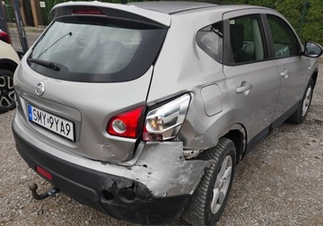 Nissan Qashqai I Crossover 1.6 115KM 2007 Nissan Qashqai 2007r, 1.6 Benzyna. Lekko uszkodzony prawy tyl. Jezdzi., zdjęcie 24