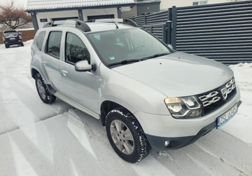 Dacia Duster I SUV Facelifting 1.6 SCe 114KM 2015 Dacia Duster 1.6 benzynaPrzeglad, ubezpieczeniedo listopada Model 2016.