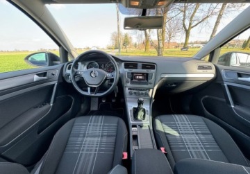 Volkswagen Golf VII Hatchback 3d 1.6 TDI BlueMotion 110KM 2015 Volkswagen Golf Bezwypadkowy, nowe sprzeglo, LOUNGE 1.6 Diesel 110KM, zdjęcie 21