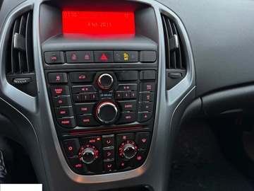 Opel Astra J GTC 1.4 Turbo ECOTEC 140KM 2016 OPEL ASTRA J (P10) 1.4 (103) 140 KM, zdjęcie 11