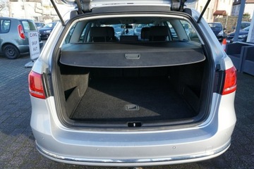 Volkswagen Passat B7 Variant 2.0 TDI CR DPF BlueMotion 140KM 2012 Volkswagen Passat sprawdzony na długich trasach,, zdjęcie 22