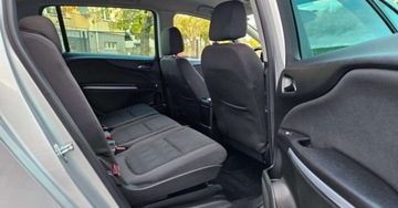 Opel Zafira C Tourer Facelifting 1.4 Turbo 140KM 2017 Opel Zafira 7-osob Navigacja Grzane Fotele i Kierownica Klimatronic 2017, zdjęcie 32
