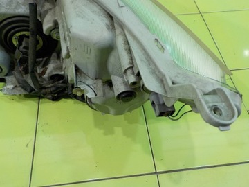 DAIHATSU TERIOS II 09R 5D SVĚTLO PRAVÁ PŘEDNÍ