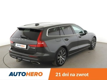 Volvo V60 II  Kombi 2.0 T8 Twin Engine 390KM 2019 Volvo V60 GRATIS! Pakiet Serwisowy o wartości, zdjęcie 6
