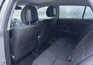 Toyota Avensis II Kombi 2.0 D-4D 126KM 2009 Toyota Avensis 2.0D4D 126KM 2009r. Salon Polska 2.0 Diesel 126KM, zdjęcie 7