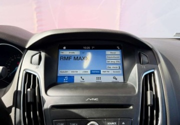 Ford Focus III Sedan Facelifting 1.5 EcoBoost 150KM 2017 Ford Focus 1.5 EcoBoost 150KM MT6 SYNC Edition Salon PL ASO 1.5 Benzyna, zdjęcie 17