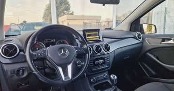 Mercedes Klasa B W246 Sports Tourer 200 CDI BlueEFFICIENCY 136KM 2012 Mercedes-Benz Klasa B B200 CDI 136KM Podgrzewane fotele 1.8 Diesel 136KM, zdjęcie 21