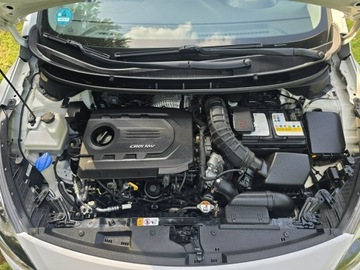 Hyundai i30 II Wagon Facelifting 1.6 CRDi 136KM 2015 Hyundai i30 1.6 CRDi 136KM # Duża Navi #, zdjęcie 22