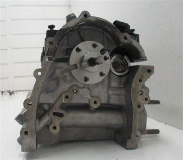 ПРАВАЯ ГОЛОВКА AUDI A8 D4 Q7 4.2 TDI V8 CDS CKD CUD 057354BK