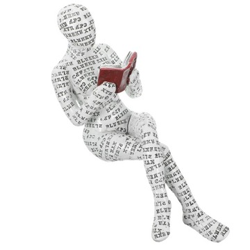 Книжная полка, смоляная фигурка читающей женщины