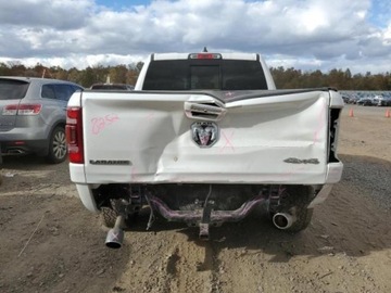  RAM 1500 2021r., Laramie, od ubezpieczalni 5.7 Benzyna 395KM, zdjęcie 3