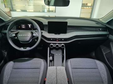 Skoda Superb IV Liftback 2.0 TSI 204KM 2025 Skoda Superb Selection 2.0 TSI 204KM , auto z plac, zdjęcie 18
