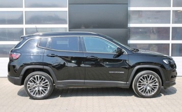Jeep Compass II SUV Facelifting 1.5 MHEV T4 130KM 2022 Jeep Compass Salon Polska 1.5 MHEV Serwsiowany w ASO Gwarancja RIA, zdjęcie 14