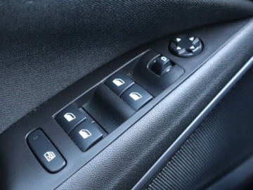 Opel 2022 Opel Crossland 1.2 Turbo, Salon Polska, zdjęcie 14