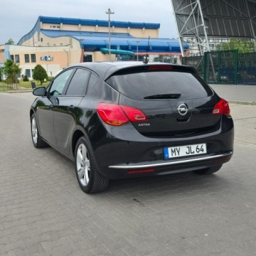 Opel Astra J GTC 1.4 100KM 2013 Opel Astra J 1.4 100KM Selection Manual, zdjęcie 23