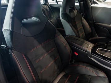 Mercedes CLA C118/X118 Shooting Brake Facelifting 2.0 200d 150KM 2025 200 d AMG Line Shooting Brake Combi 2.0 (150KM) 2025, zdjęcie 4