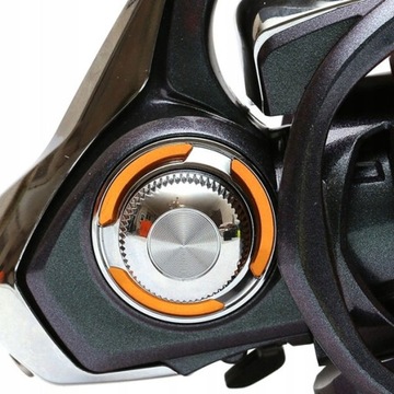 Катушка Daiwa Regal LT 3000D-C + бесплатно