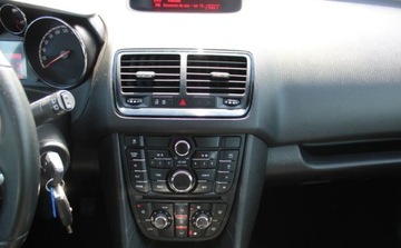 Opel Meriva II Mikrovan 1.7 CDTI ECOTEC 110KM 2013 Opel Meriva 1.7D 110KM klima zarejestrowana 1.7 Diesel 110KM, zdjęcie 25