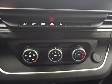 Renault Trafic III Combi 2.0 dCi  150KM 2024 Renault Trafic 9 os, automat, gwarancja, cena brut, zdjęcie 14