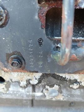 KAPOTA MOTORU KRYT CADILLAC SEVILLE 98-04 ROK