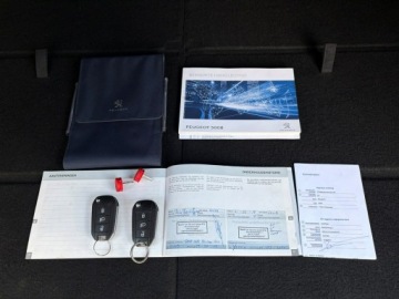 Peugeot 5008 II Crossover 1.2 PureTech 130KM 2017 Peugeot 5008 7-osobowy Półskóry Panorama dach, zdjęcie 37