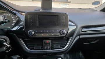 Ford Fiesta VIII Hatchback 3d 1.1  70KM 2018 Ford Fiesta 1,1 *mk8 * 5-drzwi *, zdjęcie 11