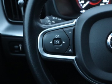 Volvo XC60 II Crossover D4 190KM 2019 Volvo XC60 D4, Serwis ASO, 187 KM, Automat, Skóra, zdjęcie 21