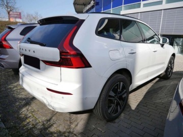 Volvo XC60 II 2026 VOLVO XC60 B5 AWD Core Suv 2.0 (264KM) 2026, zdjęcie 1