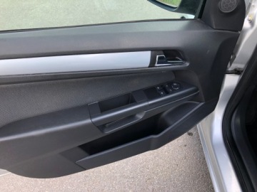 Opel Astra G Hatchback 1.8 16V 125KM 2004 OPEL ASTRA 1.8 BENZYNA KLIMA ALU NOWY ROZRZAD Z NIEMIEC, zdjęcie 13