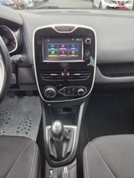 Renault Clio IV Grandtour  1.2 16V 73KM 2015 Renault Clio 1.2 Benzyna 73KM Led Klimatyzacja Navi Tempomat Lmited 1.2, zdjęcie 15