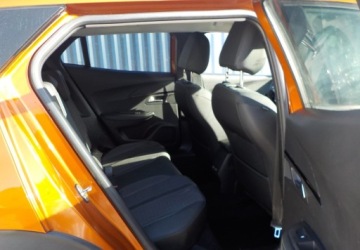 Peugeot 2008 II SUV 1.2 PureTech 100KM 2020 Peugeot 2008 Okazja 1.2 Benzyna 101KM, zdjęcie 27