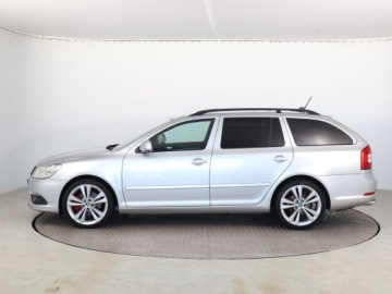 Skoda Octavia II Kombi 2.0 TDI CR DPF 170KM 2012 Skoda Octavia RS 2.0 TDI, 167 KM, Navi, Klima, zdjęcie 2