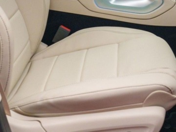 Mercedes GLE V167 SUV Facelifting 2.0 300d 269KM 2026 MERCEDES-BENZ GLE 300 d 4-Matic AMG Line 2.0 (269KM) 2026, zdjęcie 8