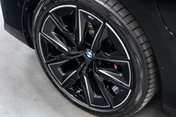 BMW Seria 7 G70 Sedan Plug-In 3.0 M60e 571KM 2023 BMW M760 Gwarancja 01.29. FV 23%. Pełne wyposaż., zdjęcie 12