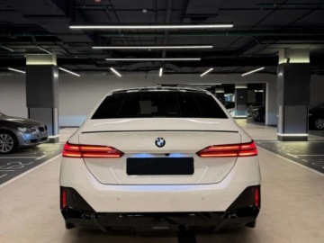 BMW Seria 5 G90-91 Touring 2.0 520d 197KM 2025 BMW Seria 5 520d xDrive Sport Sedan 2.0 (197KM) 2025, zdjęcie 2