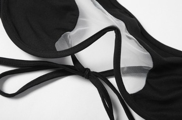 SEKSOWNY STRÓJ KĄPIELOWY Z WYCIĘCIAMI BIKINI