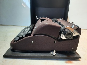 ПИШУЩАЯ МАШИНКА ГРОМА (B434)