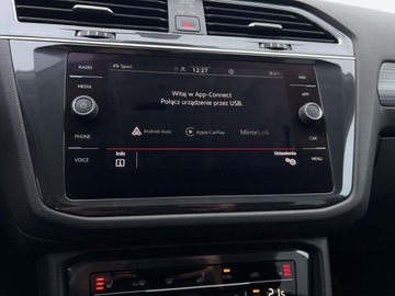 Volkswagen Tiguan II SUV Facelifting 2.0 TDI 200KM 2022 Volkswagen Tiguan 2.0TDI 200KM Elegance DSG 4x4 SerwisASO Acc Matrix Kessy, zdjęcie 37