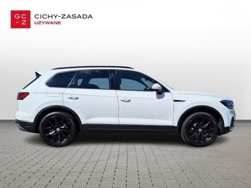 Volkswagen Touareg III 2020 Volkswagen Touareg SalonPL TDI 231KM 4x4 Automat Hak Matrix Kamera Navi Sk, zdjęcie 3