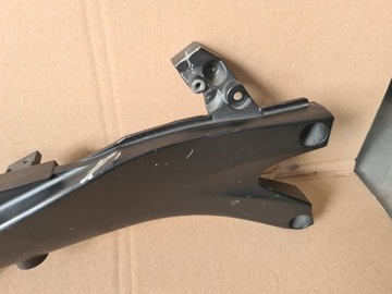 SUZUKI GSXR 600 750 K6 K7 КРОНШТЕЙН РАМЫ ЗАДНИЙ ЛЕВЫЙ