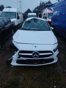 Mercedes Klasa A W177/V177 Hatchback 1.3 200 163KM 2022 Mercedes-Benz Klasa A Mercedes-Benz Klasa A200 Progressive 7G-DCT 1.3 163KM