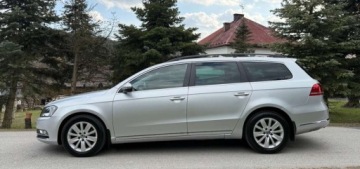 Volkswagen Passat B7 Variant 1.6 TDI CR DPF BlueMotion 105KM 2012 Volkswagen Passat Volkswagen Passat 1.6 TDI DPF BlueMot Highline 1.6 Diesel, zdjęcie 11