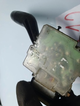 MAZDA PREMACY 2000 MINCE / PŘEPÍNAČ STĚRAČE