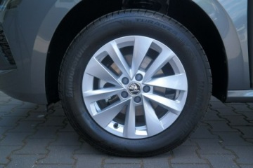 Skoda Kamiq Crossover Facelifting 1.0 TSI 95KM 2026 Škoda Kamiq Skoda Kamiq Essence 1.0 TSI 95 KM -, zdjęcie 11