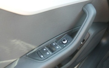 Audi A4 B9 2024 Audi A4 Allroad 2.0 Hybryda 150KM, zdjęcie 19